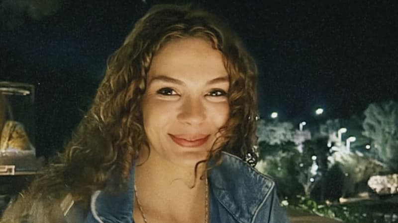 Эбру Шахин отпраздновала день рождения в Греции в кругу близких друзей