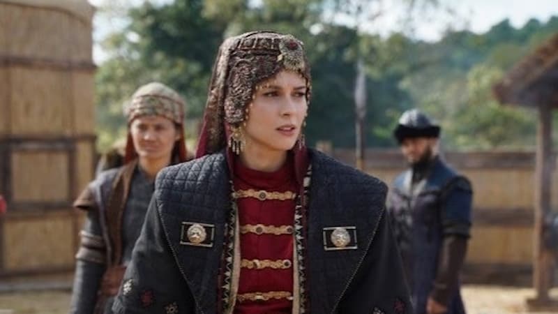 Финал для Бегюм Хатун: Буче Бусе Кахраман уходит из сериала «ОО»
