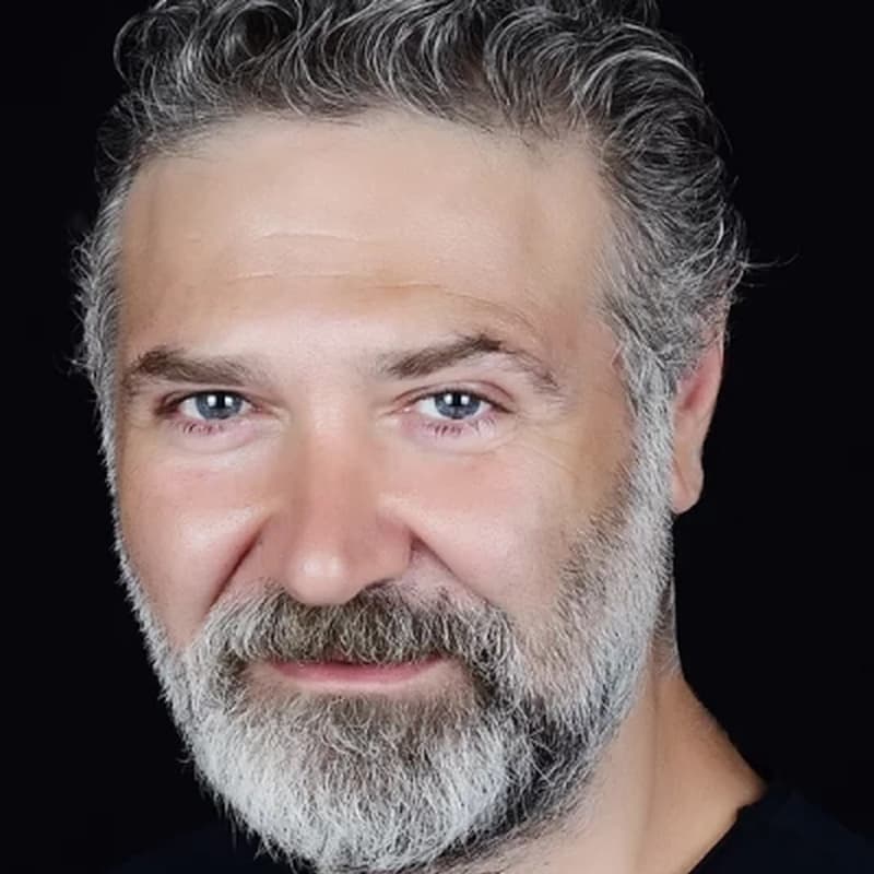 Бурак Тамдоган