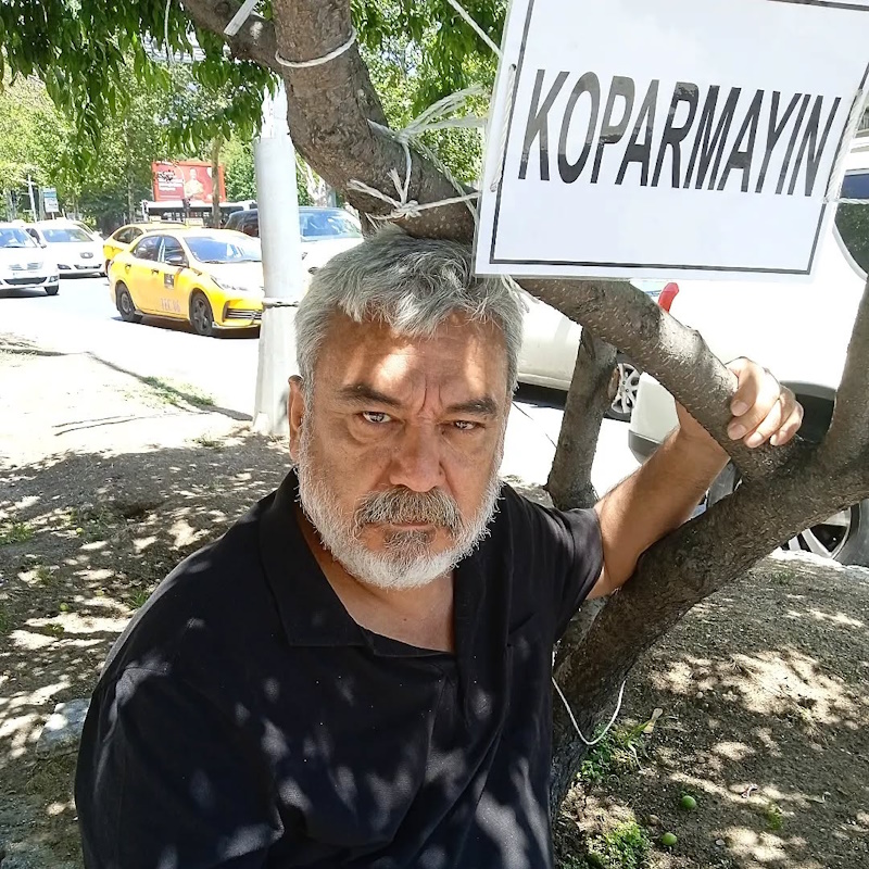 Фарук Акгёрен
