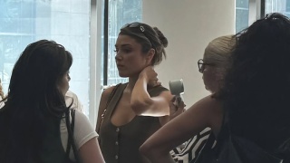 Звёзды на фоне судебного процесса: актёры прибыли на слушание по делу Айше Барым