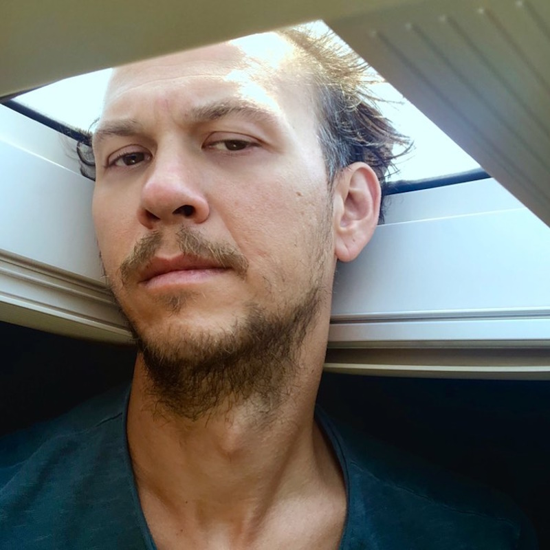 Онер Эркан
